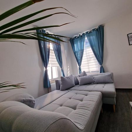 Ferienwohnung Mit Fitnessstudio Top1 플라우엔 외부 사진