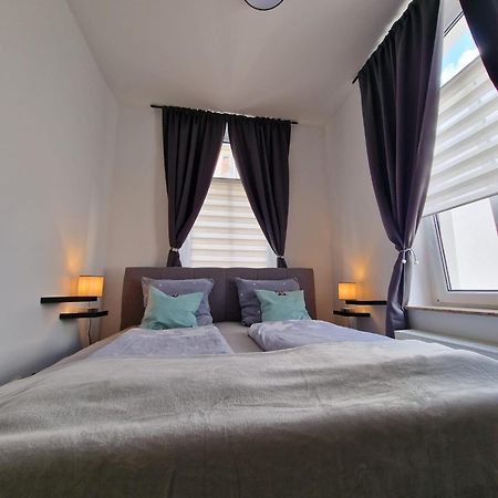 Ferienwohnung Mit Fitnessstudio Top1 플라우엔 외부 사진