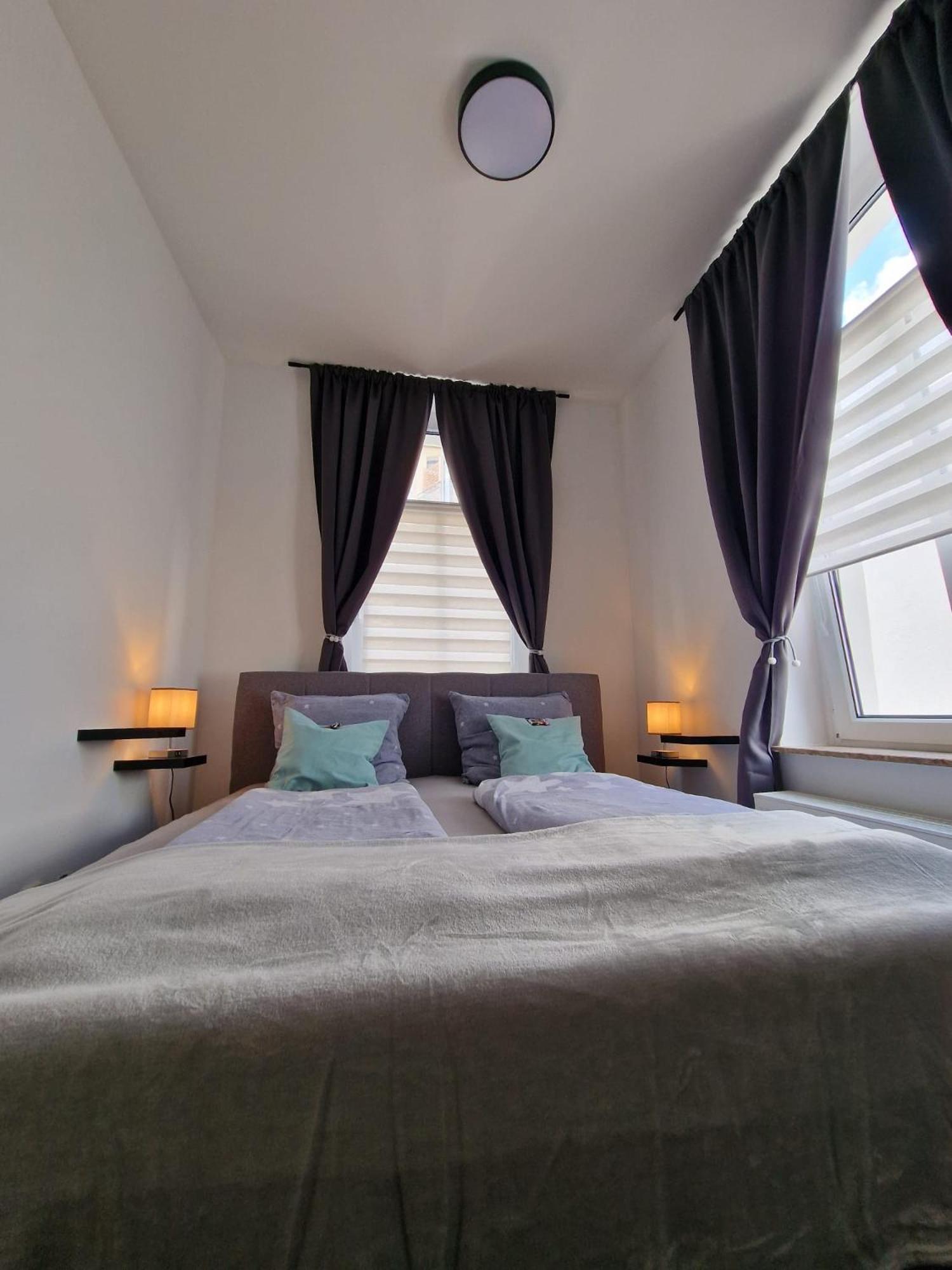 Ferienwohnung Mit Fitnessstudio Top1 플라우엔 외부 사진