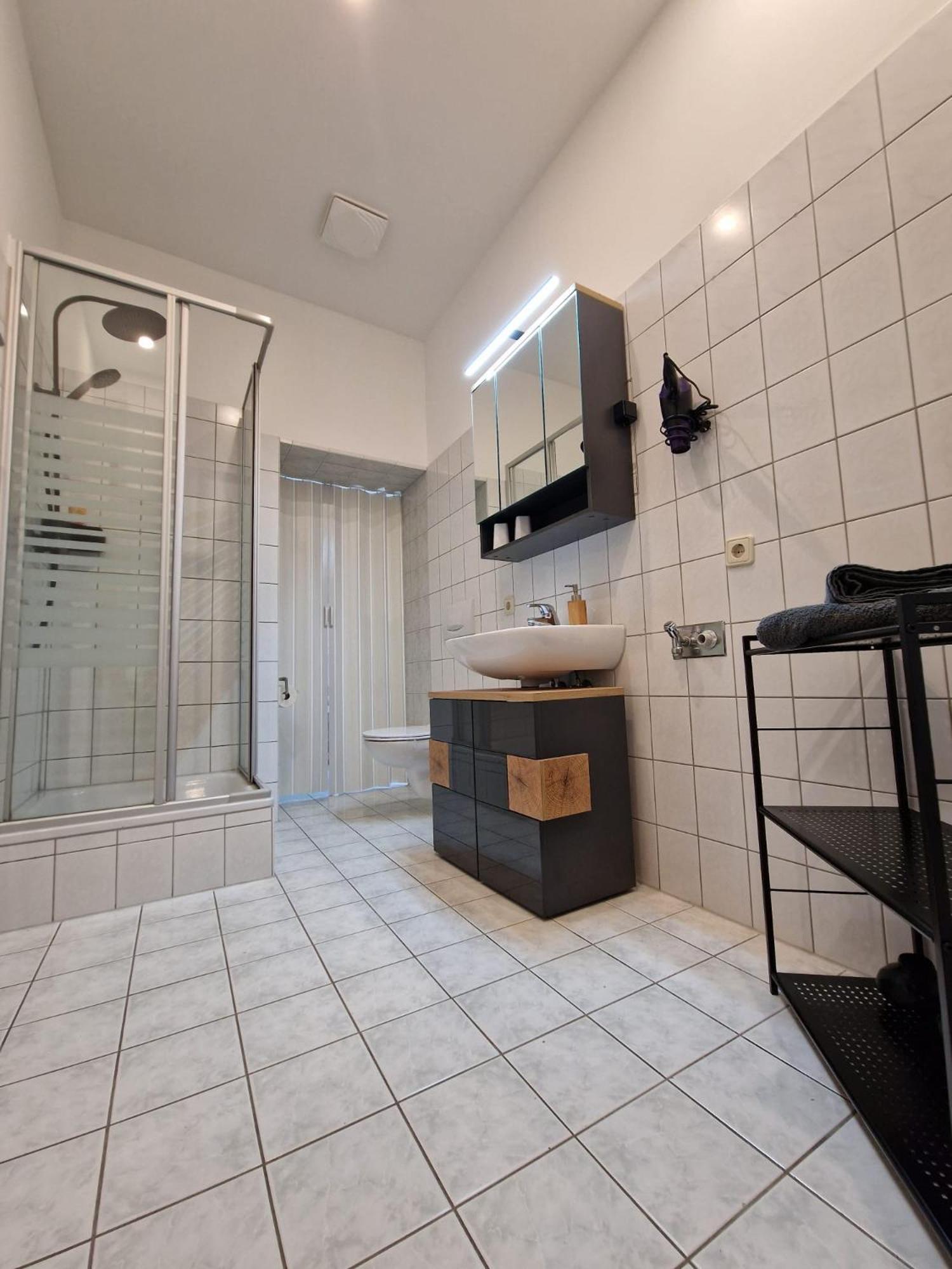 Ferienwohnung Mit Fitnessstudio Top1 플라우엔 외부 사진