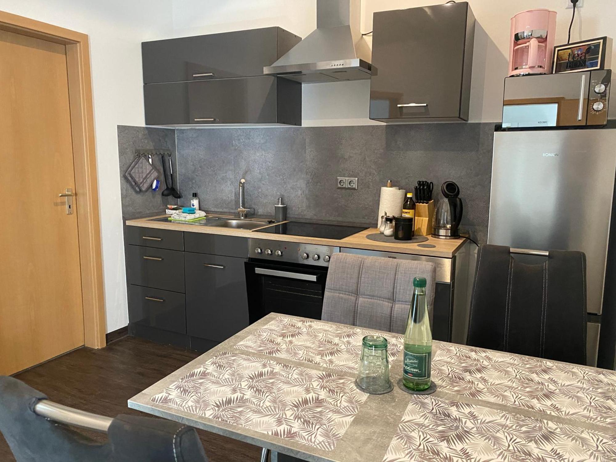 Ferienwohnung Mit Fitnessstudio Top1 플라우엔 외부 사진